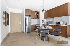 WelHome - Incredible Waterfront Apt With Mesmerizing views