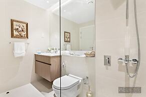 WelHome - Incredible Waterfront Apt With Mesmerizing views