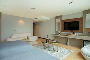 Moncher Hotel