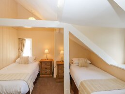 Early Mist Cottage