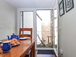 Early Mist Cottage