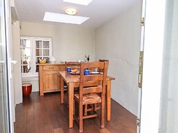 Early Mist Cottage
