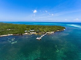 Itza Resort