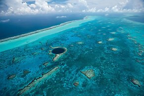 Itza Resort