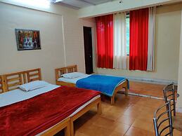 Hotel Burans And Restaurant
