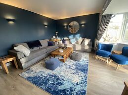 Willows Worthing 4 bed With ev Charger & sea Views