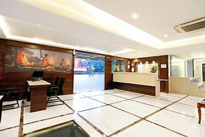 HOTEL DOLPHIN GRAND