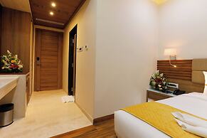 HOTEL DOLPHIN GRAND