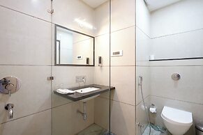 HOTEL DOLPHIN GRAND