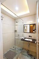 HOTEL DOLPHIN GRAND