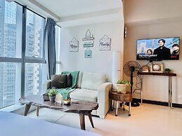 Uptown Parksuites 1