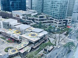 Uptown Parksuites 1