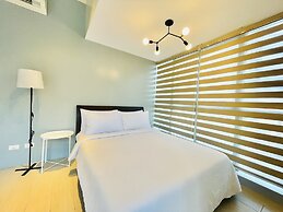 Uptown Parksuites 1