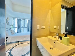 Uptown Parksuites 1