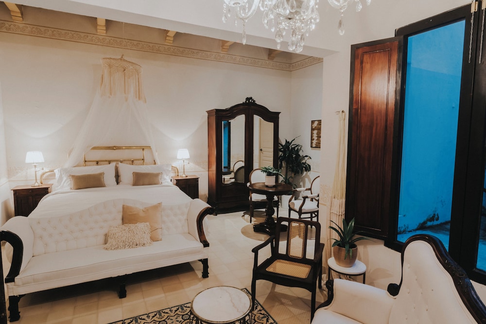 Los Murmullos Casa Boutique Campeche