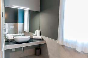 K Modern Hotel