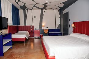 K Modern Hotel