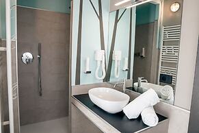 K Modern Hotel