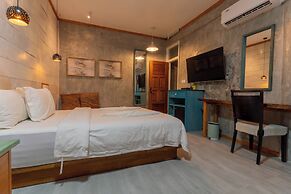 Maamadi Boutique