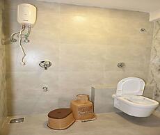 Hotel Avadh Palace