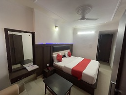Hotel Himgiri