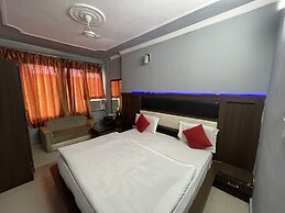 Hotel Himgiri
