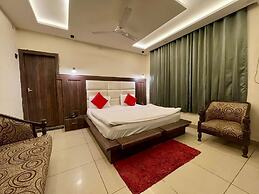 Hotel Himgiri