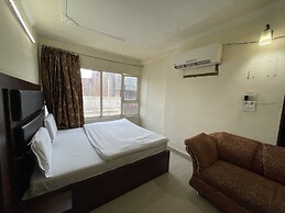 Hotel Himgiri