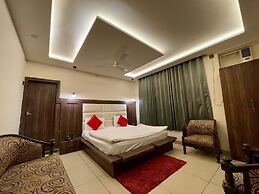 Hotel Himgiri