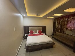 Hotel Himgiri