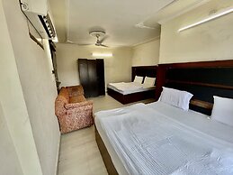 Hotel Himgiri