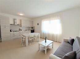 Winter Spring Summer Apartments