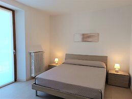 Winter Spring Summer Apartments