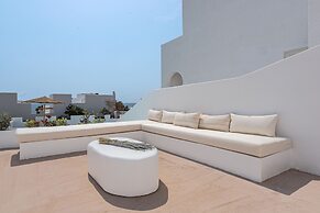 VOCA HOTEL & SUITES