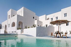 VOCA HOTEL & SUITES