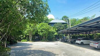 Loy Chalet
