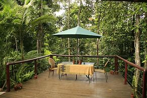 Tropical Bliss BNB