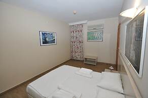 SUNBLUE APART HOTEL