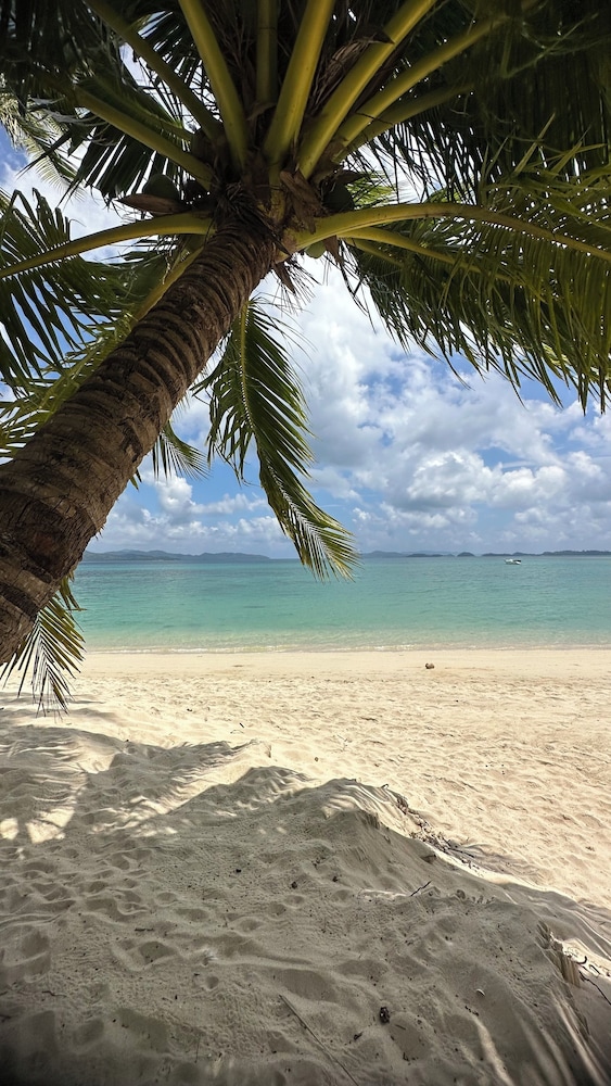 Yumi Villas Port Barton