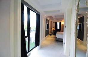 Grand Eska Hotel & Suite