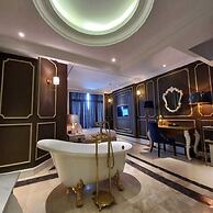 Grand Eska Hotel & Suite