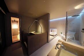 FAV LUX HIDATAKAYAMA