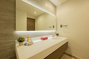 Dramatic Sea View 1 BHK ANWABYFour Apple