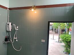 Lets Chill Pool Villa Najomtien Sattahip