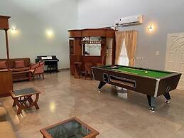 Lets Chill Pool Villa Najomtien Sattahip