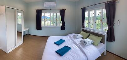 Lets Chill Pool Villa Najomtien Sattahip