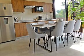 Roomy Apt With Private Terrace - Amazing Amenities