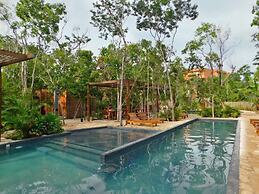 Roomy Apt With Private Terrace - Amazing Amenities
