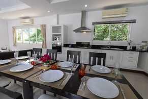 Phikun Private Pool Villa