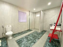 Luxurious 10-bedroom Villa With Private Pool in Chalong, Phuket